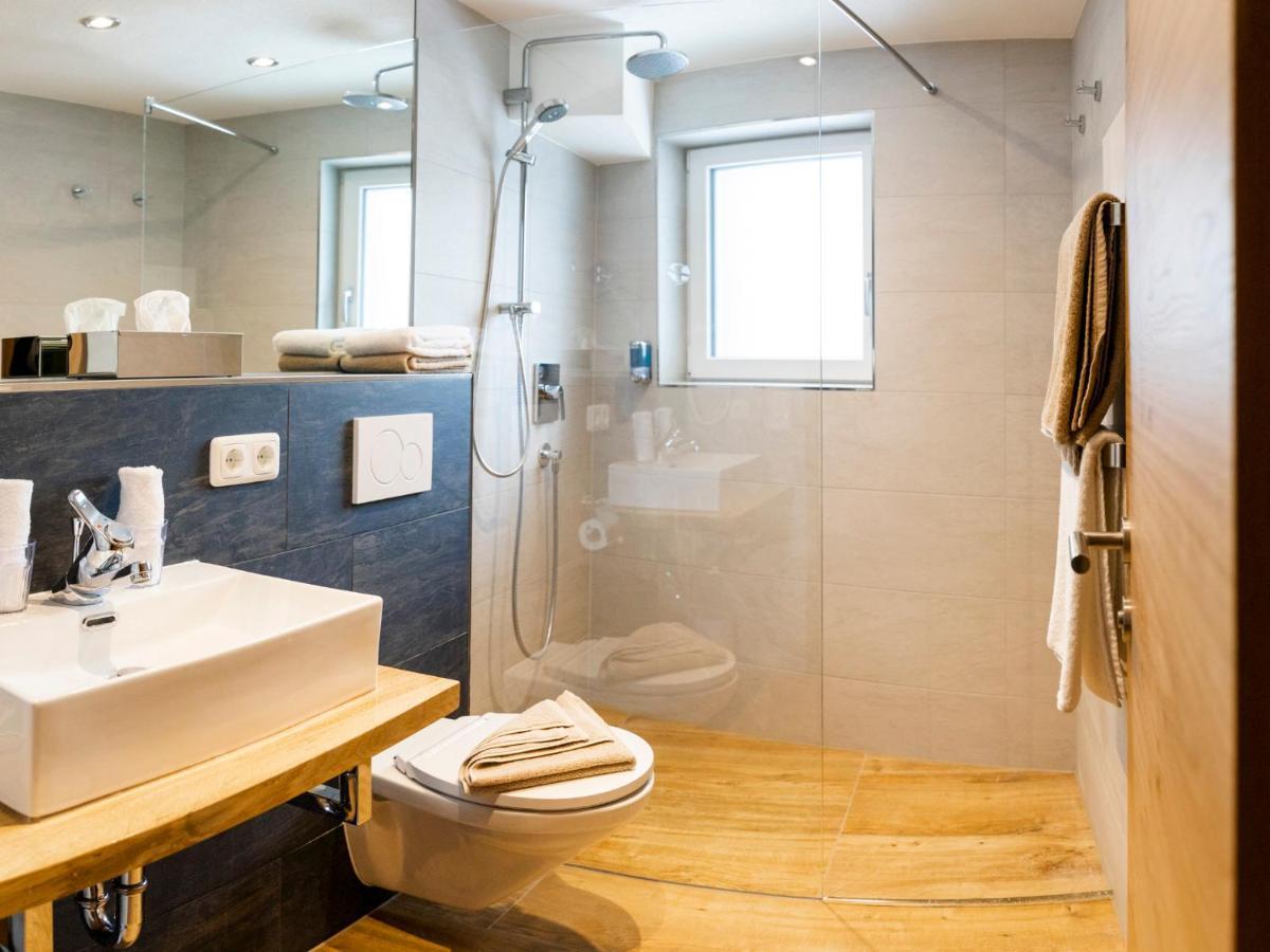 Hotel Montfort سانكت أنتون ام ارلبرغ المظهر الخارجي الصورة