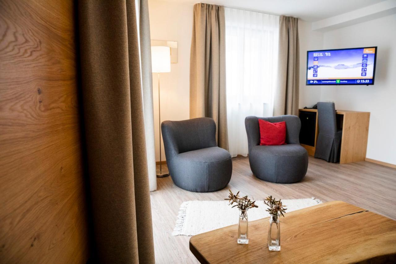 Hotel Montfort سانكت أنتون ام ارلبرغ المظهر الخارجي الصورة