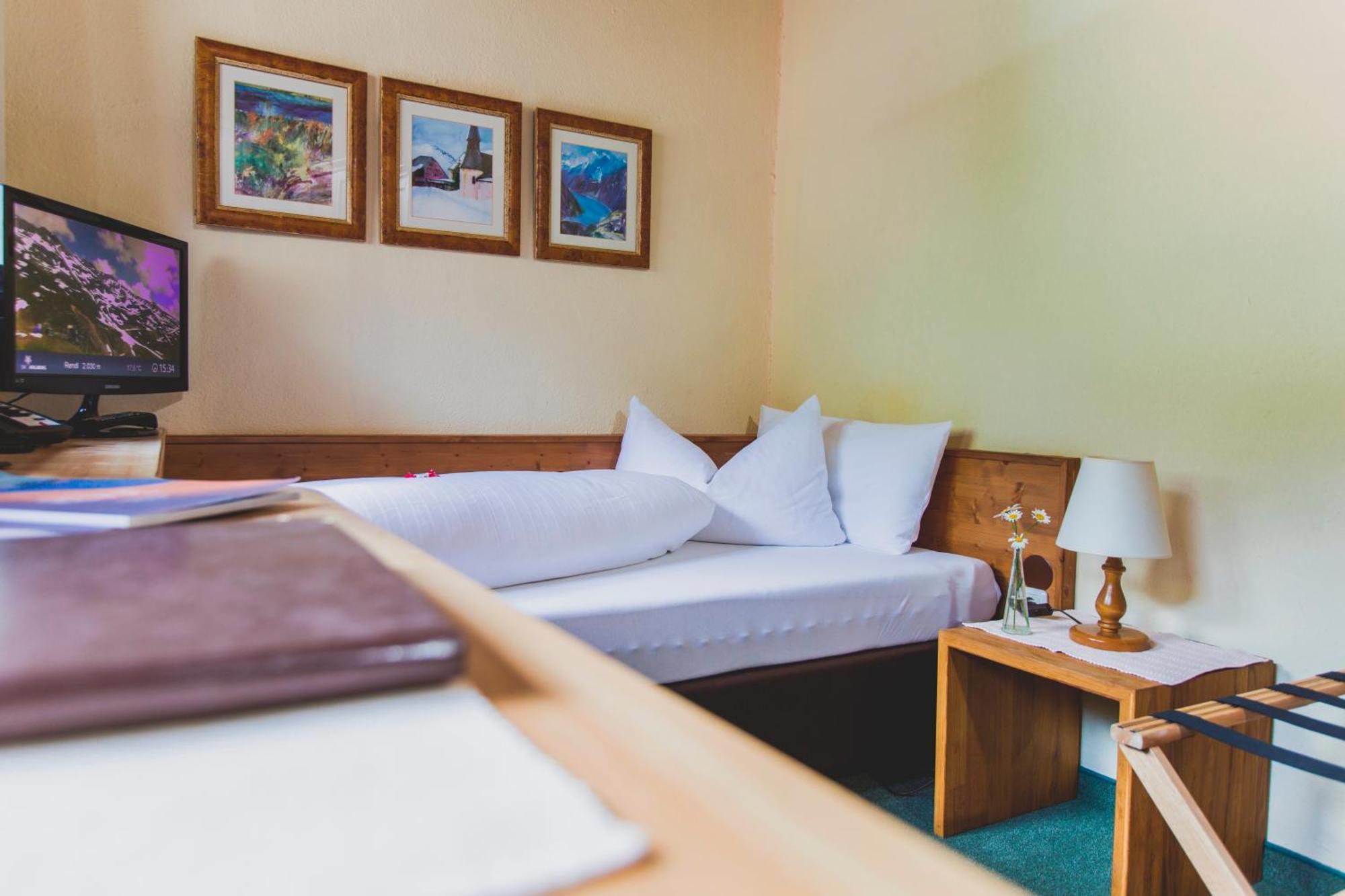 Hotel Montfort سانكت أنتون ام ارلبرغ المظهر الخارجي الصورة