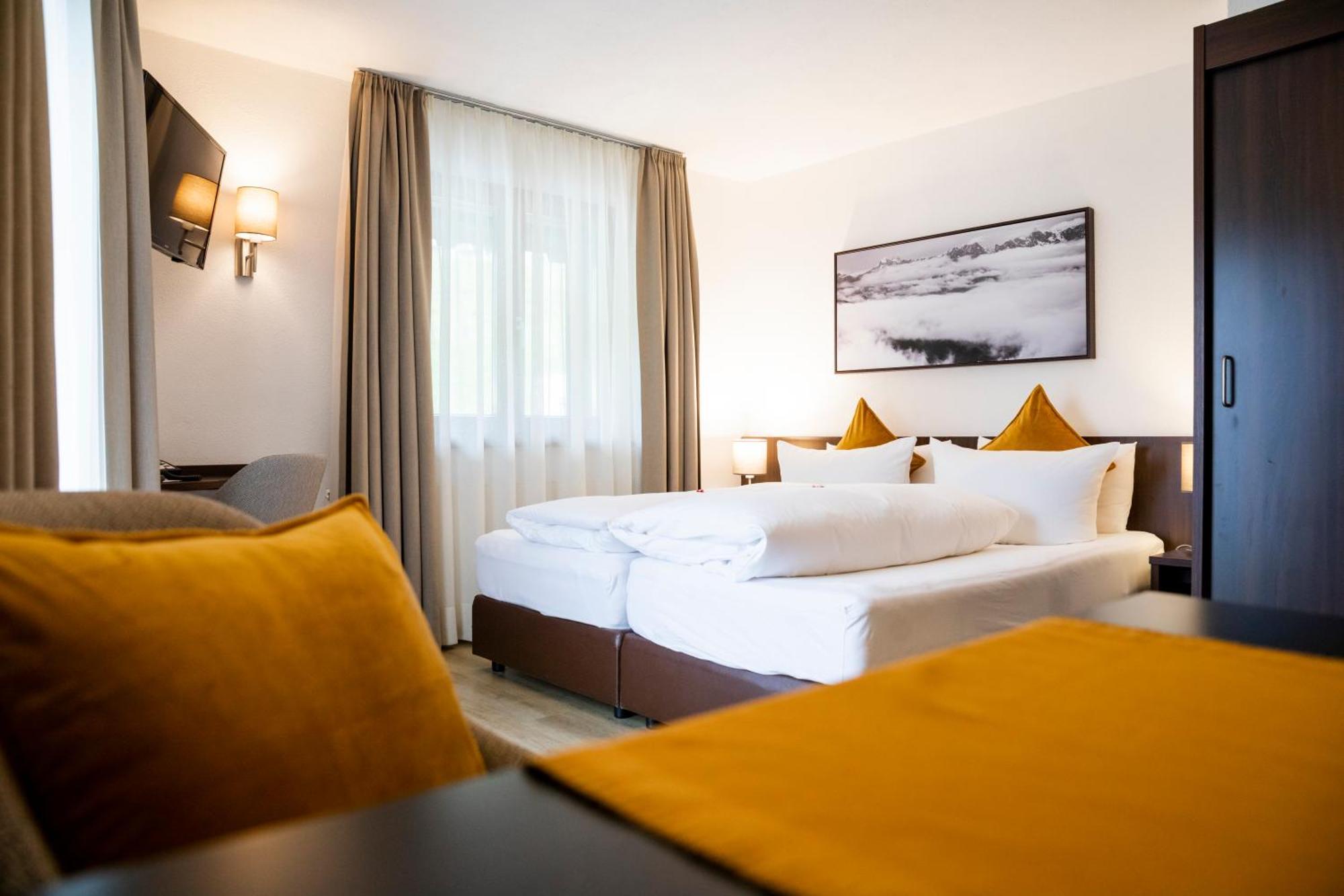 Hotel Montfort سانكت أنتون ام ارلبرغ المظهر الخارجي الصورة