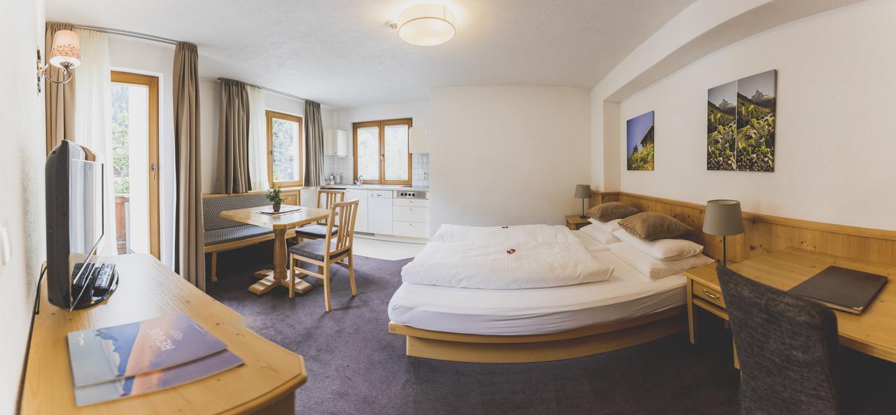Hotel Montfort سانكت أنتون ام ارلبرغ المظهر الخارجي الصورة